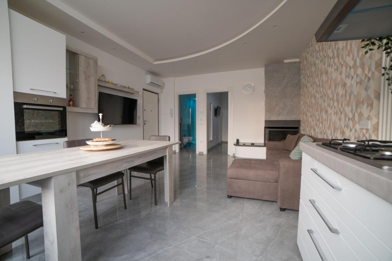 Houses & Rooftop Pompei - Sky מראה חיצוני תמונה